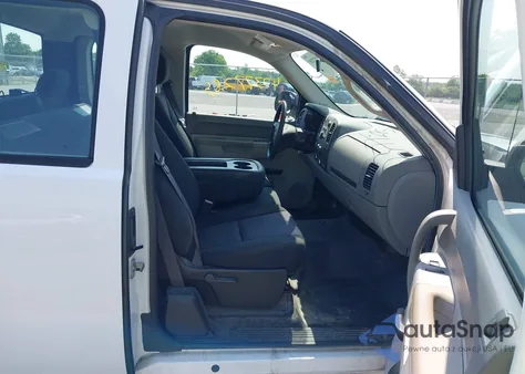 2010 Chevrolet Silverado 1500 Work Truck z USA, uszkodzony, nr VIN 1GCSCPE02AZ299084